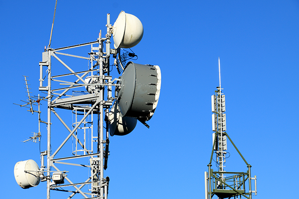 Antenne relais téléphonique